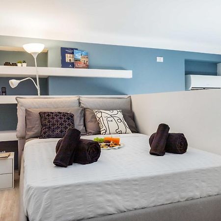 מילאנו Duomo In 8 Stops Suite Deluxe Loft מראה חיצוני תמונה